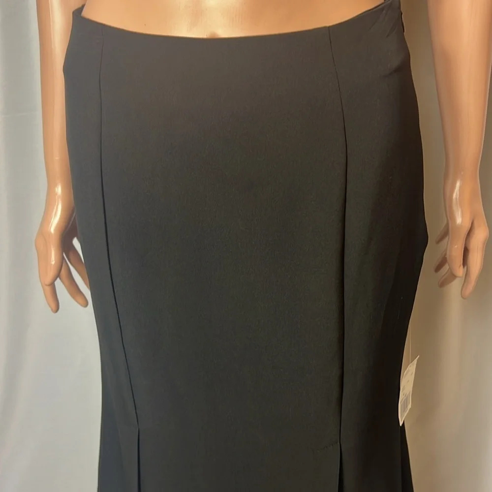 Forever 21 Pleated Midi Skirt - Picture 2 of 14